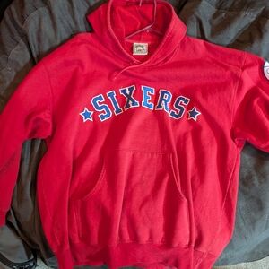 Majestic Red Sixers Pullover Hoodie